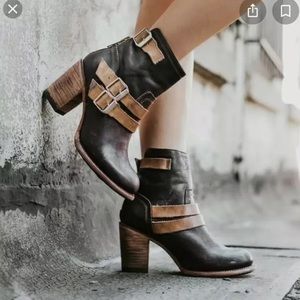 In search of Baxter brown/tan 9